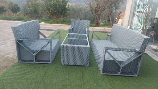 Code 4133 (RATTAN 001)