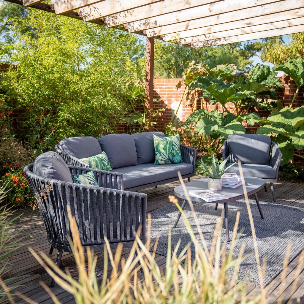 Code 8001 (3 SEATER, RATTAN 001)
