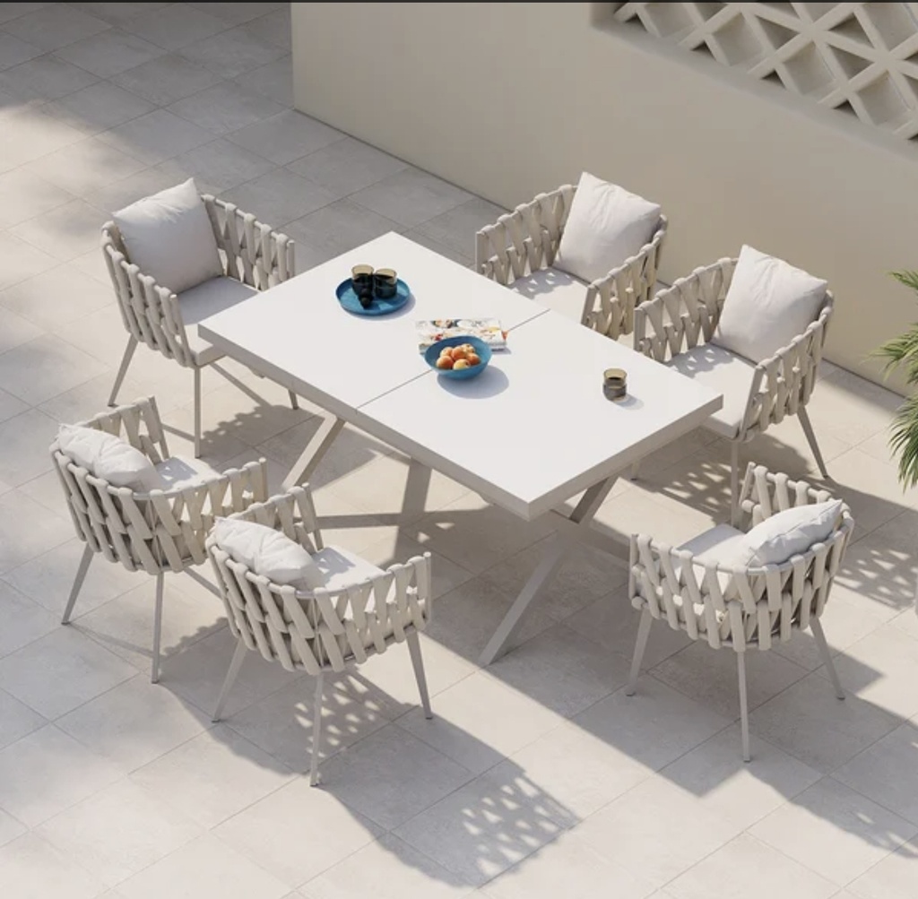 Code 8012 (TABLE, RATTAN 001)