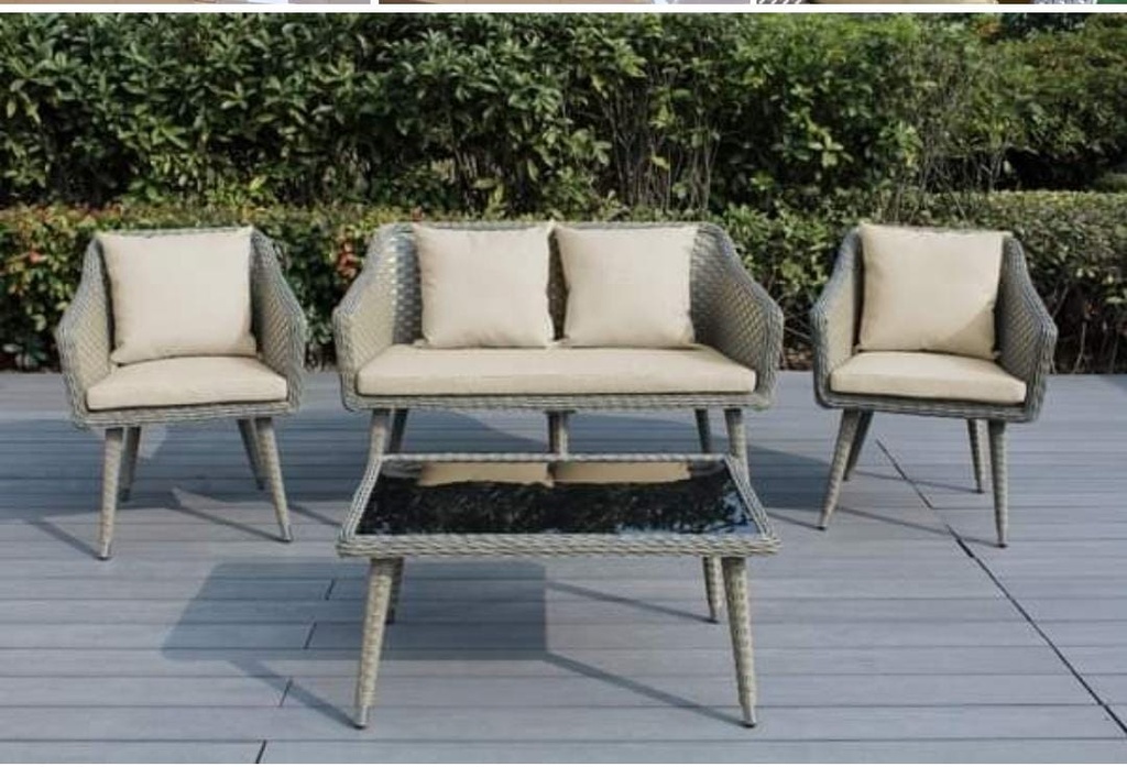 Code 4147 (RATTAN 001)