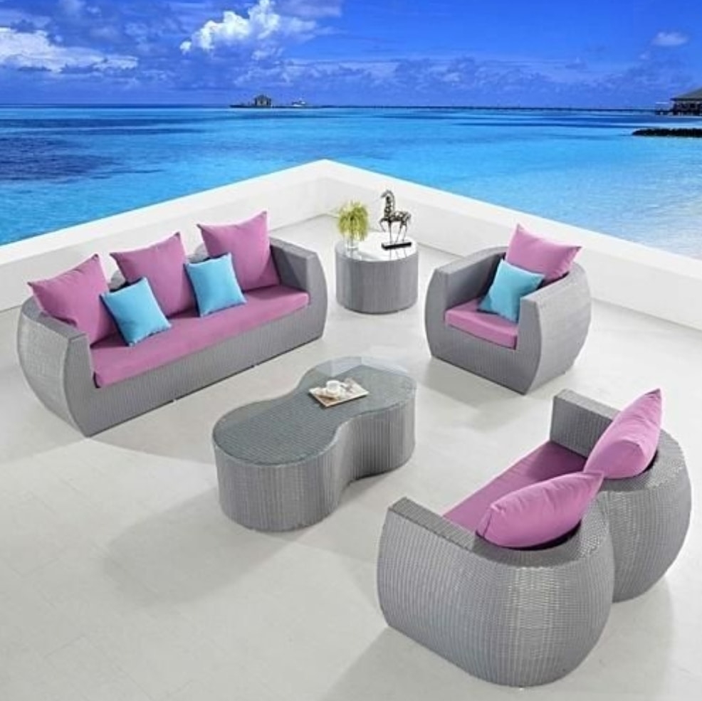 Code 4225 (RATTAN 001)